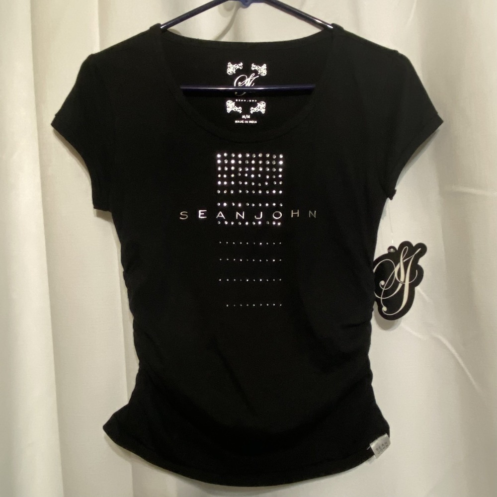 SEAN JOHN Black Top Logo w/Rhinestone Details Cap Sleeves Size Medium Blouse NWT
